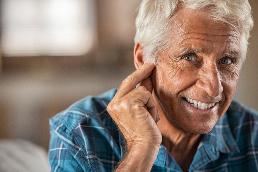 Man using Signia own voice processing hearing aids